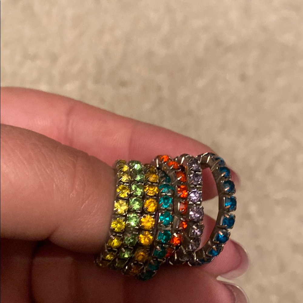 Set of seven rings